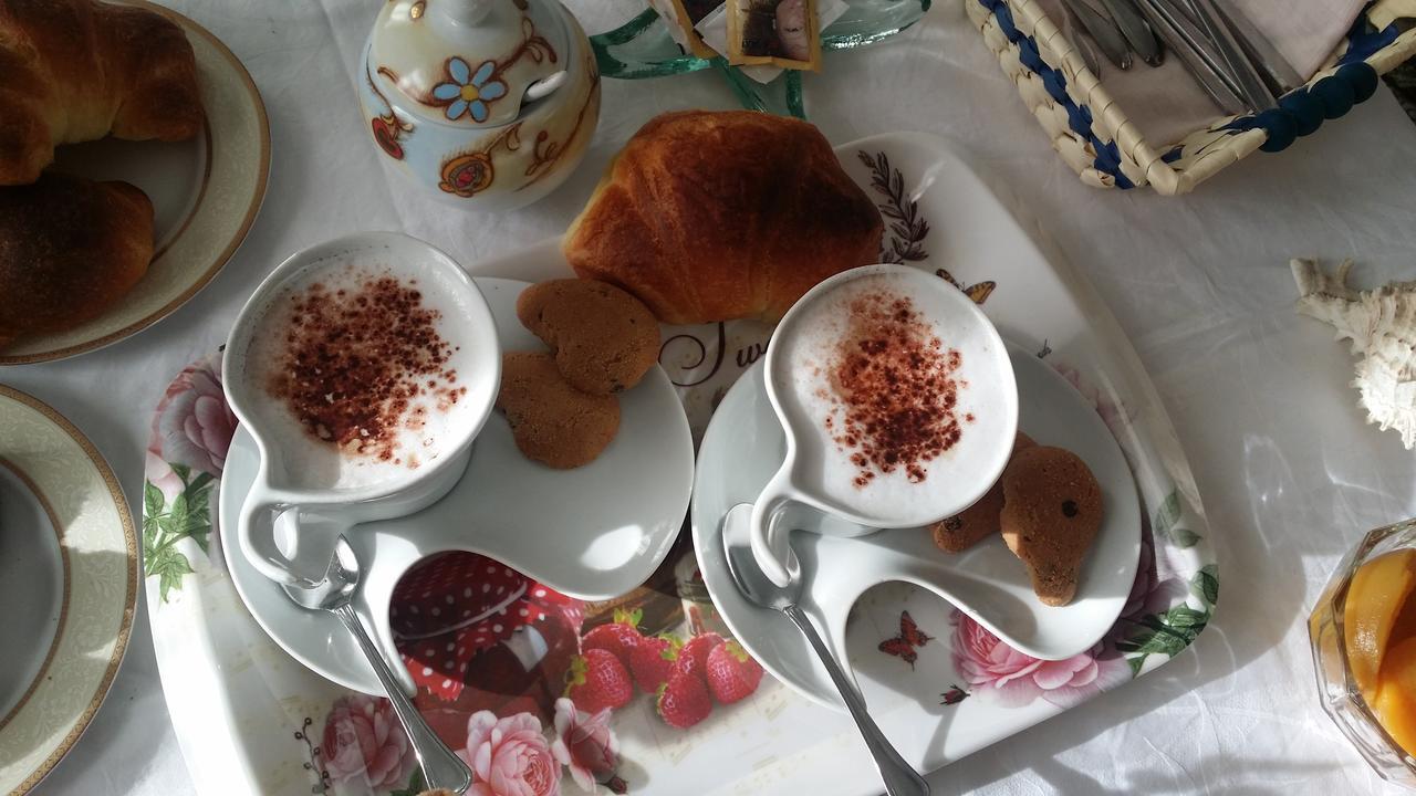 B&B A Casa Di Grazia Napoli Bagian luar foto